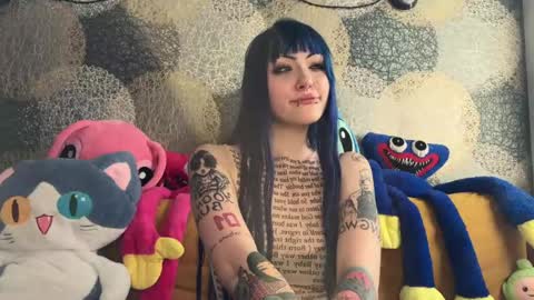 Molly online show from May 14, 2026, 3:08 pm