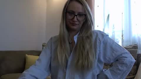 Melly online show from March 8, 2026, 8:29 am