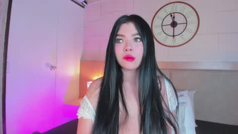 Melody online show from June 8, 2026, 4:02 am
