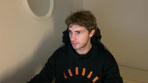 Melodicass online show from January 7, 2026, 11:40 pm