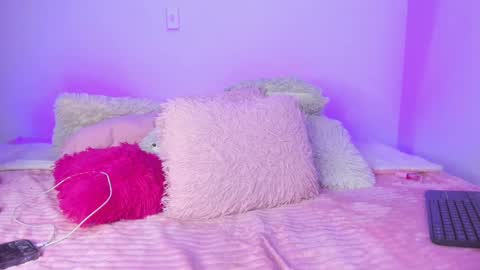    online show from February 24, 2025, 8:14 pm