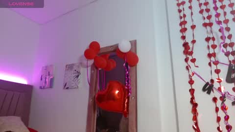 melody_mercy online show from February 15, 2025, 12:11 pm