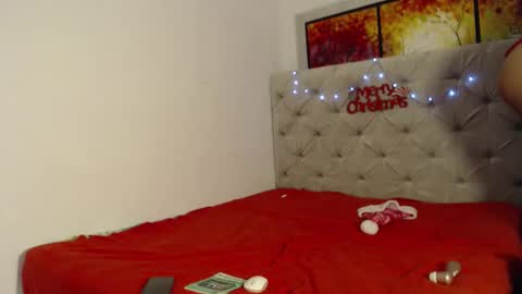 melody phillips online show from December 13, 2024, 7:32 pm