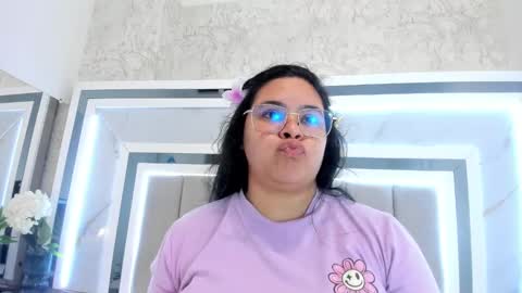 Snapshot of melodycharlotte chatting on October 11, 2025, 11:31 am melodycharlotte online show from October 11, 2025, 11:31 am