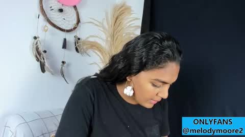 Melody online show from September 22, 2025, 10:56 pm