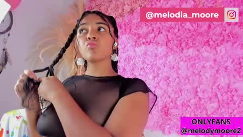 Melody online show from October 3, 2025, 10:18 pm