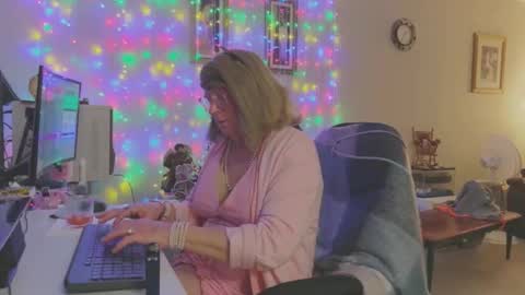 Melody online show from January 17, 2026, 4:43 pm