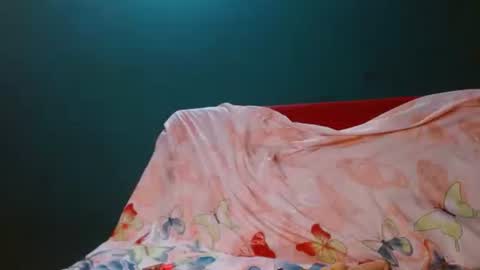 mely tomson online show from November 14, 2025, 10:25 am