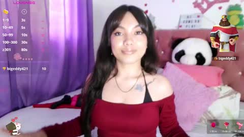 Snapshot of mena_hicks chatting on February 14, 2025, 7:02 pm Heart online show from February 14, 2025, 7:02 pm