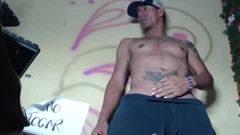 Snapshot of mensexydick20 chatting on March 10, 2025, 3:01 am big brown online show from March 10, 2025, 3:01 am