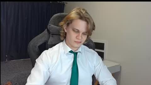 Mickey online show from December 26, 2024, 2:33 am