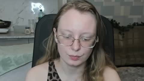 meowcr online show from October 28, 2025, 7:05 pm