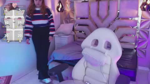    online show from September 8, 2025, 6:51 pm