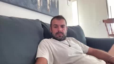 Mercedes190d online show from March 11, 2026, 1:17 pm