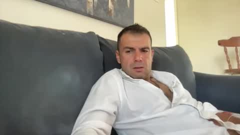 Mercedes190d online show from March 20, 2026, 3:50 pm