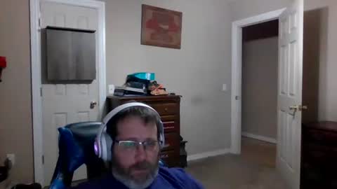 mercer1977 online show from December 17, 2025, 1:50 pm