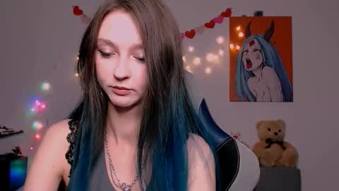 mermaidvibestides online show from February 17, 2026, 10:27 pm