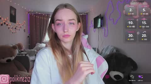 Sara online show from April 10, 2026, 2:44 pm