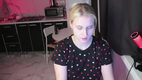 Snapshot of mertyxxx chatting on February 13, 2026, 10:17 pm Merty online show from February 13, 2026, 10:17 pm