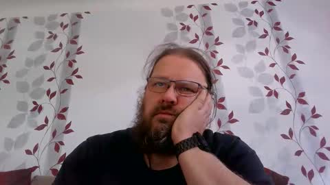 Snapshot of metallbuddy chatting on January 19, 2026, 11:47 am ask me online show from January 19, 2026, 11:47 am