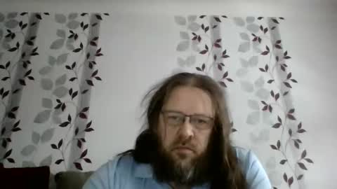 Snapshot of metallbuddy chatting on February 6, 2026, 7:45 am ask me online show from February 6, 2026, 7:45 am