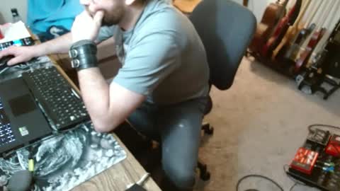 Snapshot of metalsharkk chatting on March 3, 2025, 6:37 am metalsharkk online show from March 3, 2025, 6:37 am