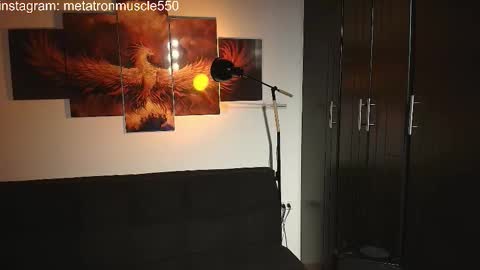 Snapshot of metatron_muscle chatting on March 8, 2026, 2:04 am Dany online show from March 8, 2026, 2:04 am