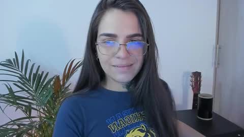 Snapshot of meurief chatting on April 21, 2026, 4:34 pm Meurif online show from April 21, 2026, 4:34 pm