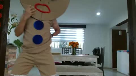 YisusMx online show from October 30, 2025, 9:37 pm