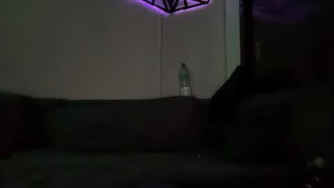 mexxxpup online show from October 1, 2025, 2:23 pm