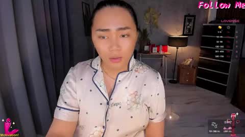 miss devil online show from November 10, 2025, 7:35 pm