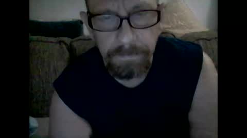 mhitch924 online show from May 1, 2026, 2:05 am