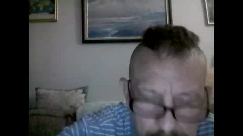 Snapshot of mhitch924 chatting on May 24, 2026, 1:32 am mhitch924 online show from May 24, 2026, 1:32 am
