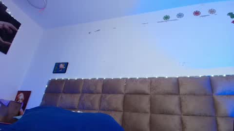 Emi online show from September 8, 2025, 7:24 pm