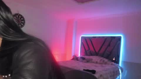 mia__gates online show from June 8, 2026, 1:28 am
