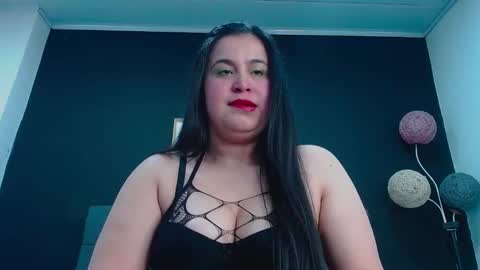 C A L L  M E  M I A  online show from September 17, 2025, 10:00 pm