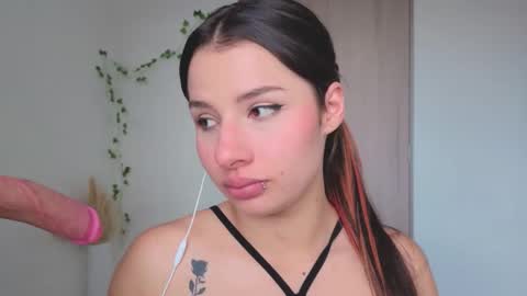 Mia adams  online show from October 28, 2025, 6:10 pm