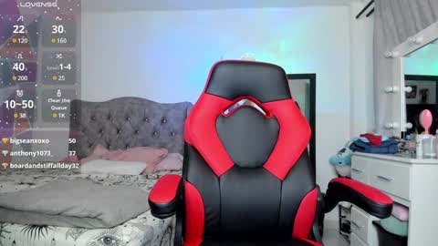 mia_adamsxxx online show from December 28, 2024, 10:13 pm