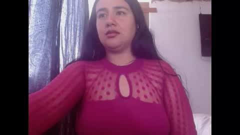 mia_beautiful1 online show from April 23, 2026, 6:54 pm