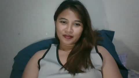 Snapshot of mia_bella04 chatting on January 20, 2025, 3:26 am mia_bella04 online show from January 20, 2025, 3:26 am