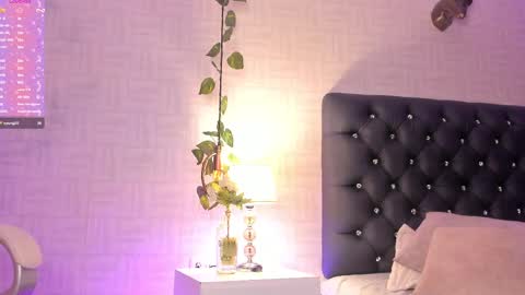   online show from March 7, 2025, 11:27 pm