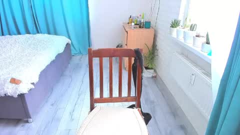 Mia6969 online show from June 6, 2026, 12:43 pm