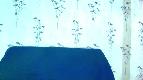 Mia  online show from March 10, 2025, 6:23 pm