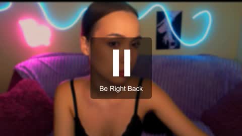 mia_cutie77 online show from September 28, 2025, 10:09 am