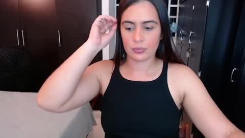 Mia online show from December 29, 2024, 1:34 am