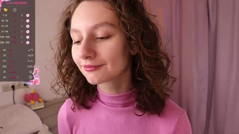 Mia  online show from October 11, 2025, 2:48 pm