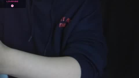 Golden ones online show from April 18, 2026, 7:07 pm