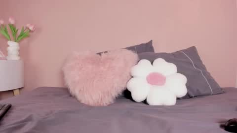  I am Mia  online show from March 18, 2026, 11:57 am