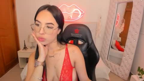    online show from February 8, 2025, 12:50 pm