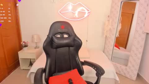    online show from February 28, 2025, 4:10 pm